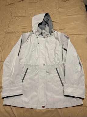 Braetan Light Gray Hooded Raincoat